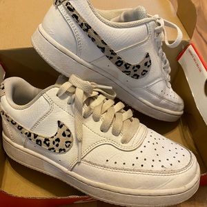 Nike Court Vision Low